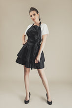 Neperšlampanti, dažams atspari prijuostė kirpėjoms, manikiūro meistrėms, vizažistėms