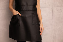 Odinė mini prijuostė susegama nugaroje