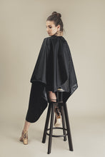 Atsparus vandeniui kirpimo peniuaras, pelerina makiažo meistrams (juodas)