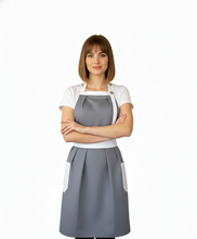 Dvi prijuostės su užrašais porai